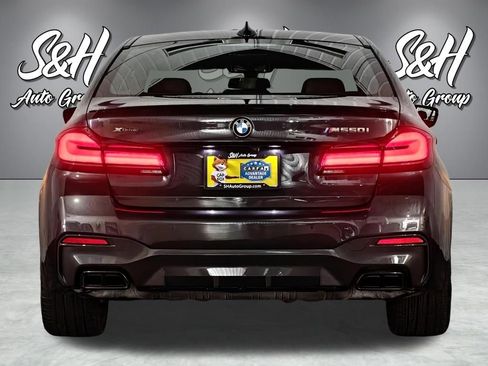 Used 2022 BMW M550i xDrive AWD/4WD image 28