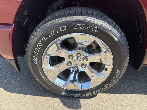 Used 2022 RAM 1500 Big Horn AWD/4WD image 30