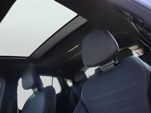 New 2026 Mercedes-Benz GLC 43 AMG 4MATIC Coupe image 47