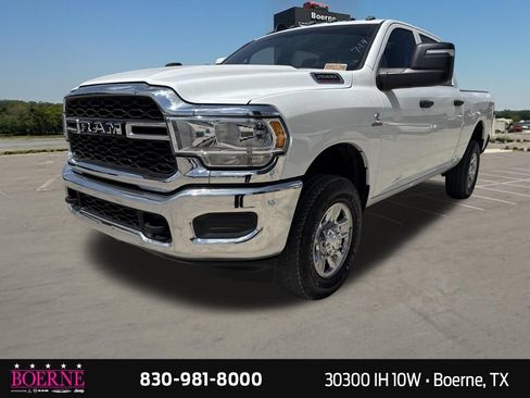 Used 2024 RAM 2500 Tradesman w/ Chrome Appearance Group AWD/4WD image 3