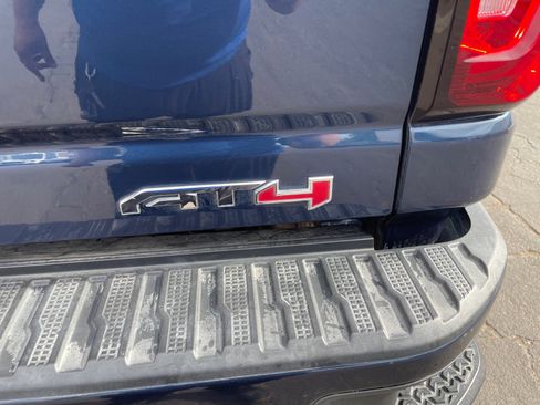 Used 2022 GMC Sierra 2500 AT4 w/ AT4 Premium Plus Package AWD/4WD image 27