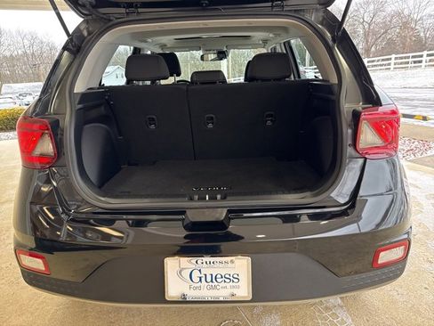 Used 2023 Hyundai Venue SEL image 30