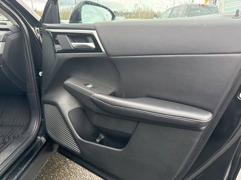 Used 2024 Mitsubishi Outlander SE AWD/4WD image 8