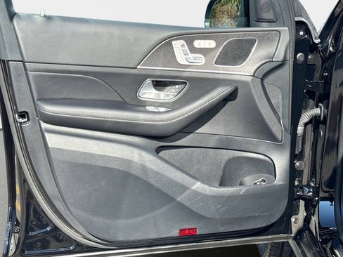 Used 2025 Mercedes-Benz GLE 350 4MATIC image 15