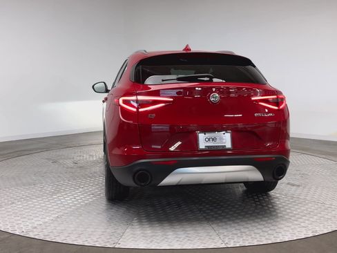 Used 2018 Alfa Romeo Stelvio Ti image 7