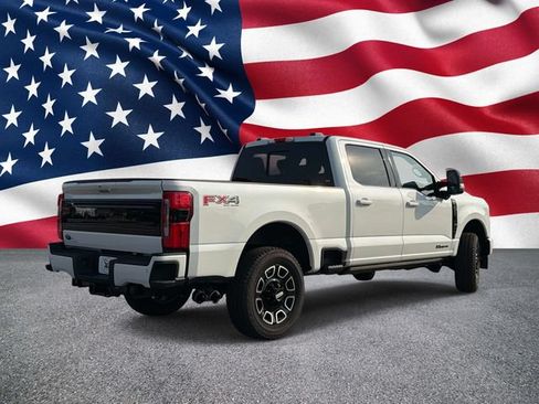New 2026 Ford F250 Platinum w/ FX4 Off-Road Package AWD/4WD image 7