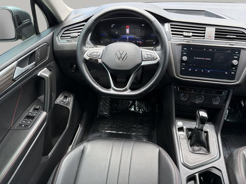 Used 2024 Volkswagen Tiguan Wolfsburg Edition FWD image 14