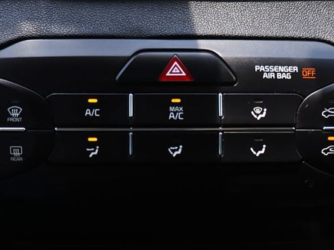 Used 2020 Kia Sorento FWD V6 image 46