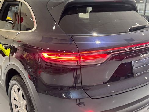 Used 2023 Porsche Cayenne image 12