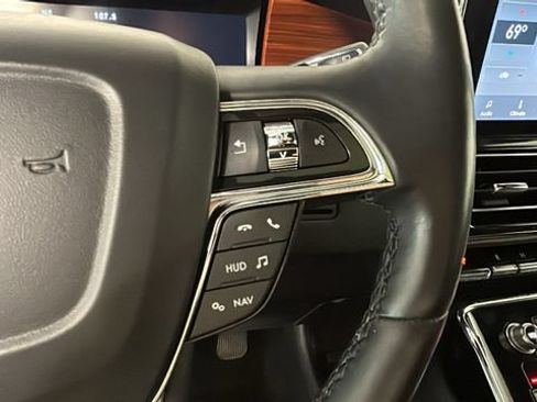 Used 2020 Lincoln Navigator Reserve w/ Luxury Package AWD/4WD image 16