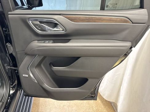 Certified 2024 Chevrolet Tahoe High Country AWD/4WD image 31