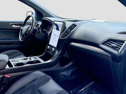 Used 2022 Ford Edge ST AWD/4WD image 28