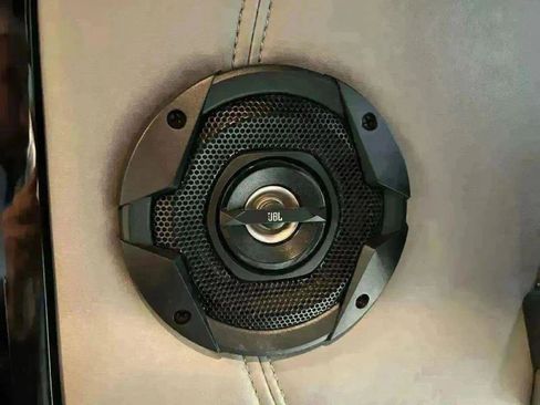 Used 2017 Chevrolet Express 2500 image 41