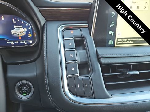 Used 2022 Chevrolet Suburban High Country image 21