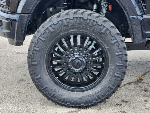 New 2026 Ford F450 Platinum w/ FX4 Off-Road Package AWD/4WD image 10