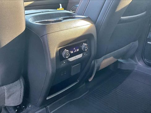 Used 2025 Chevrolet Traverse RS w/ LPO, Floor Liner Package AWD/4WD image 36