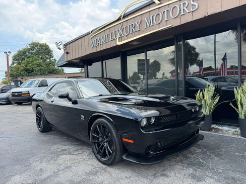 Used 2021 Dodge Challenger R/T Scat Pack w/ 1320 Plus Group RWD image 3
