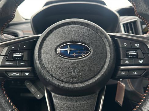 Used 2023 Subaru Crosstrek 2.0i Premium AWD/4WD image 21