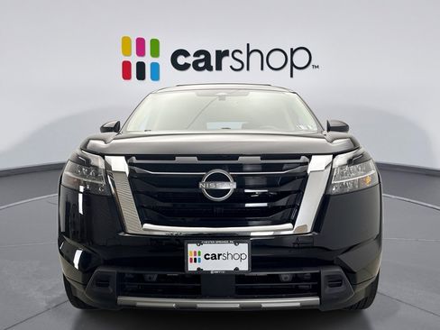 Used 2023 Nissan Pathfinder SL w/ SL Premium Package AWD/4WD image 8