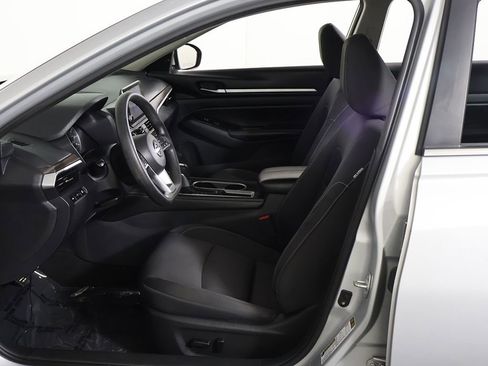 Used 2023 Nissan Altima 2.5 SV FWD image 21