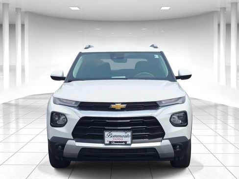 Used 2023 Chevrolet TrailBlazer LT w/ Convenience Package AWD/4WD image 5