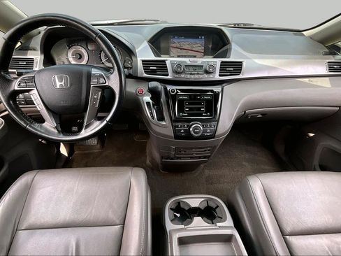 Used 2014 Honda Odyssey Touring image 13