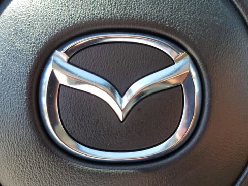Used 2026 MAZDA MAZDA3 s FWD image 33