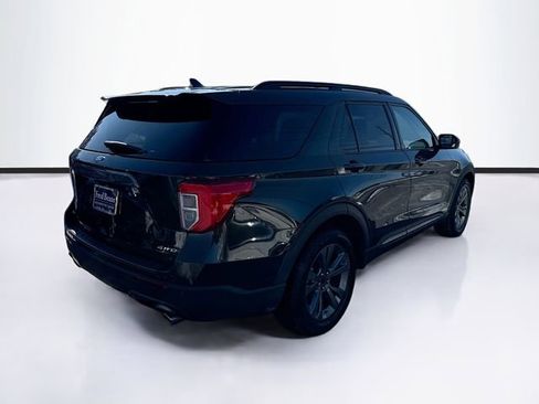 Certified 2022 Ford Explorer XLT w/ Equipment Group 202A image 8