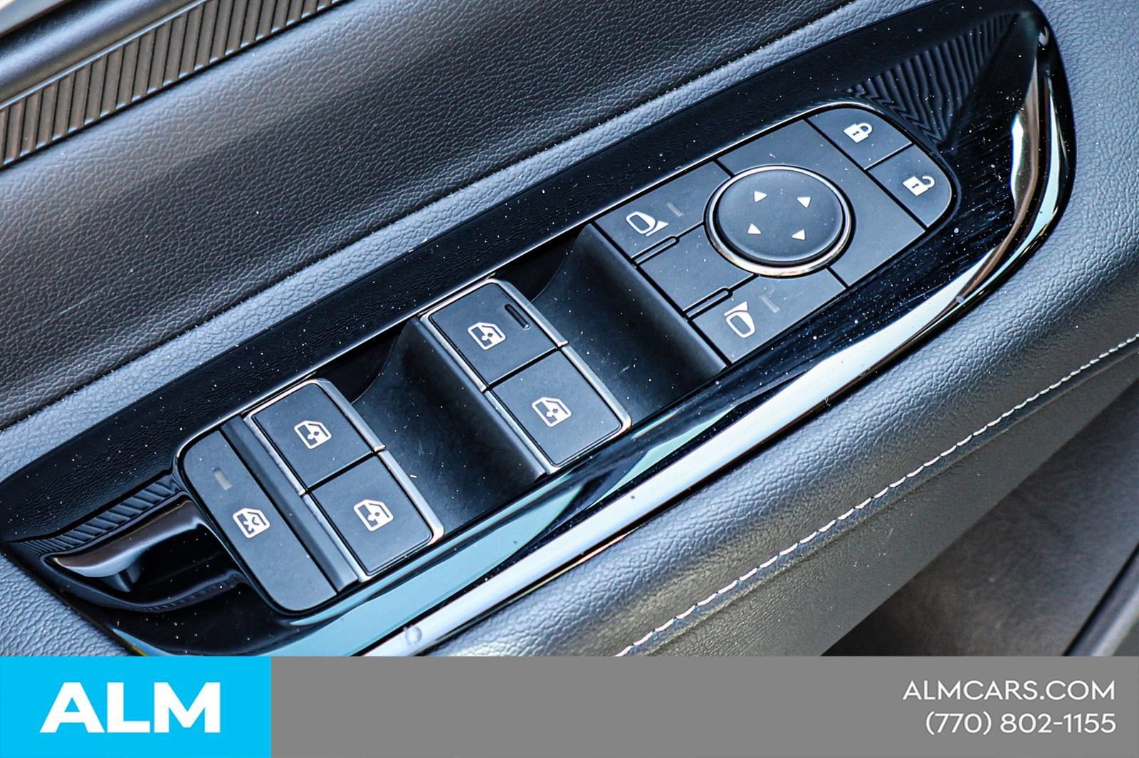 Certified 2025 Nissan Murano SV FWD image 37