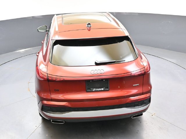 Used 2025 Audi Q5 Premium Plus w/ Premium Plus AWD/4WD image 39