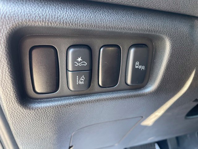 Used 2025 Mitsubishi Outlander Sport SE AWD/4WD image 14