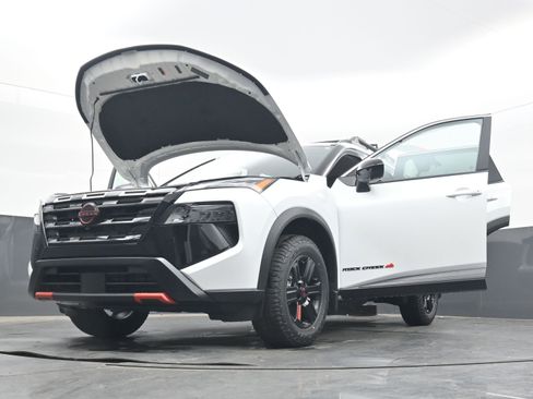 New 2026 Nissan Rogue SV image 40