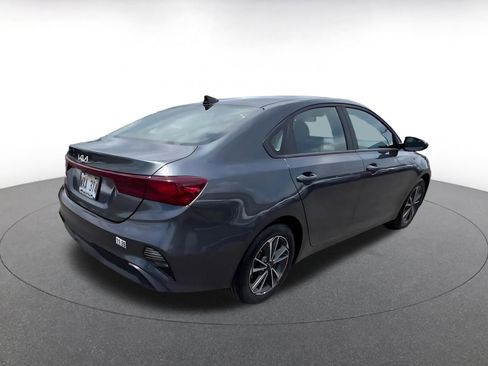 Used 2024 Kia Forte LXS FWD image 15