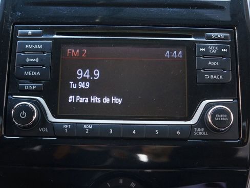 Used 2015 Nissan Versa Note SV FWD image 34