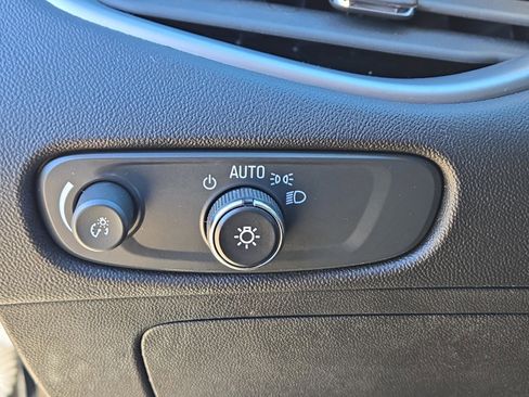 Used 2024 Chevrolet Malibu LT image 20