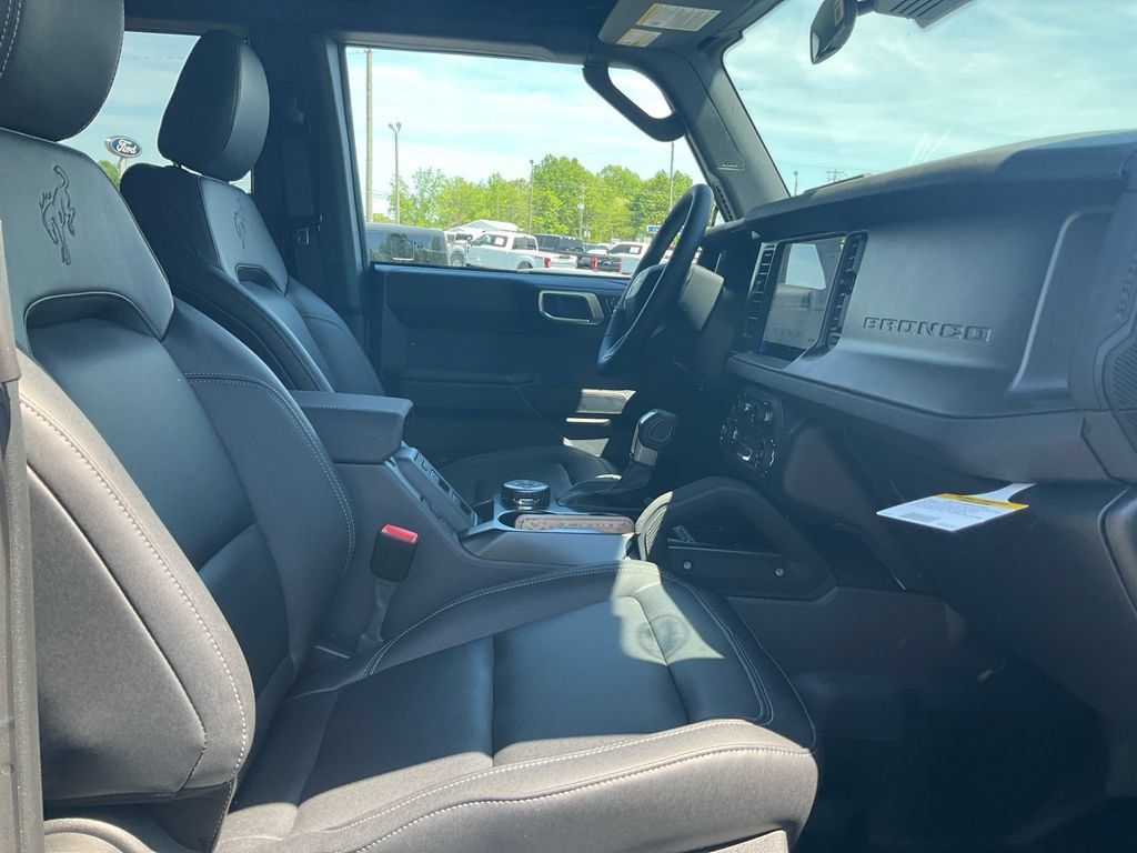 New 2026 Ford Bronco Big Bend w/ Black Diamond Package AWD/4WD image 12