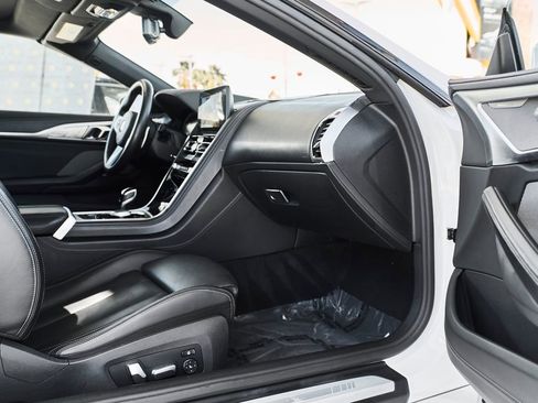 Used 2025 BMW 840i Convertible w/ Comfort Seating Package RWD image 9