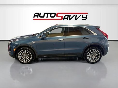 Used 2025 Cadillac XT4 Premium Luxury w/ Technology Package AWD/4WD image 4