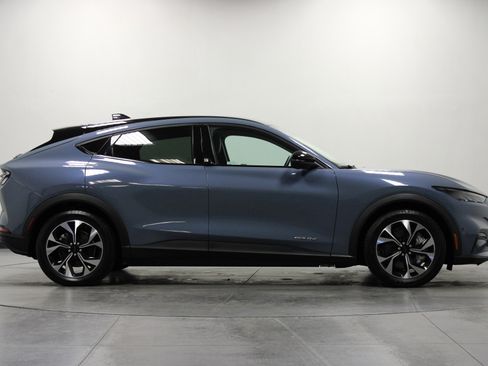 Used 2024 Ford Mustang Mach-E Select image 3