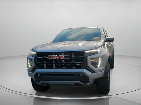 Used 2023 GMC Canyon AT4 w/ AT4 Premium Package AWD/4WD image 10