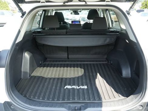 Used 2024 Toyota RAV4 XLE w/ Convenience Package AWD/4WD image 12