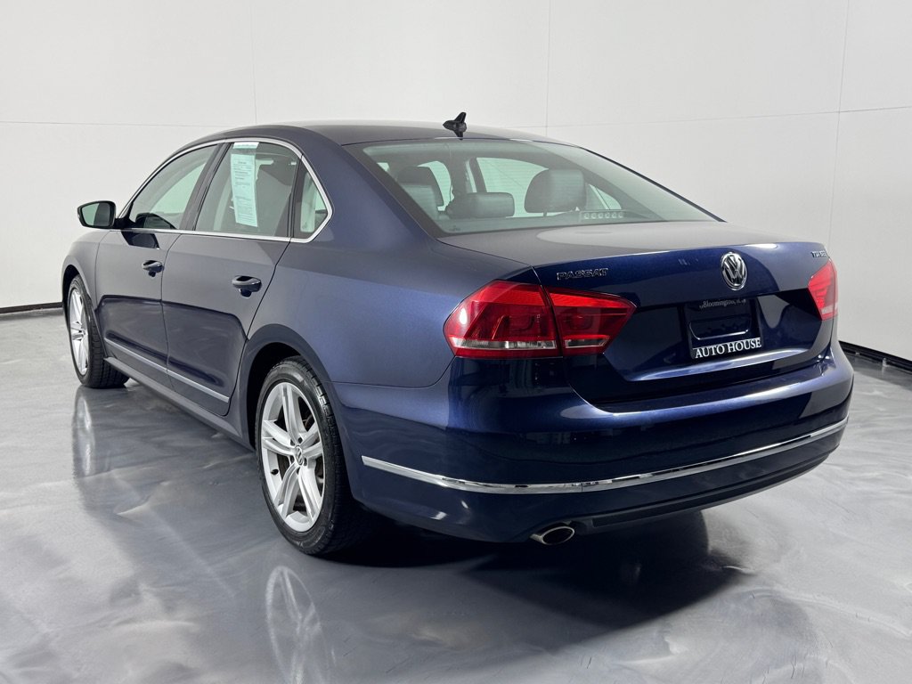 Used 2015 Volkswagen Passat TDI SEL Premium FWD image 7
