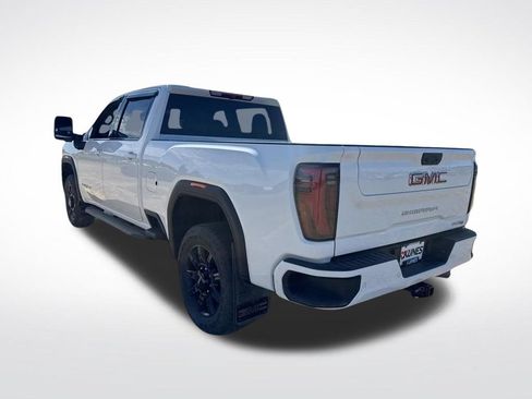 Used 2025 GMC Sierra 2500 AT4 AWD/4WD image 13