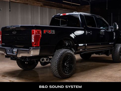 Used 2022 Ford F250 Lariat w/ Lariat Ultimate Package image 9