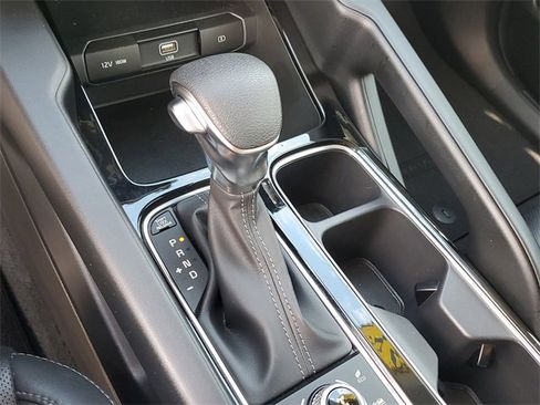 Certified 2022 Kia Telluride LX image 26