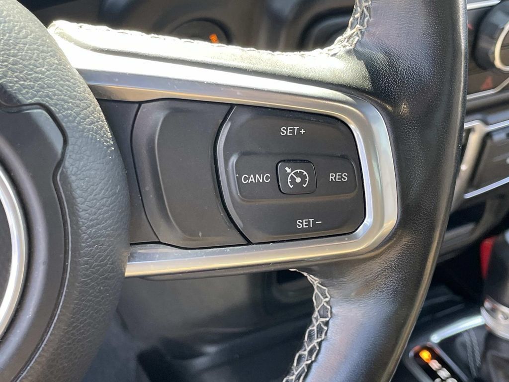 Used 2021 Jeep Wrangler Unlimited Sahara w/ Cold Weather Group AWD/4WD image 45