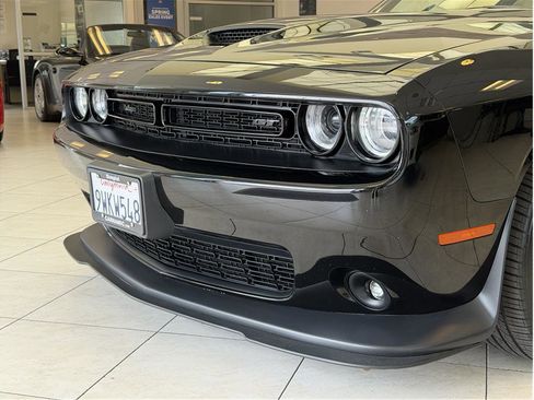 Used 2019 Dodge Challenger GT w/ Blacktop Package RWD image 38