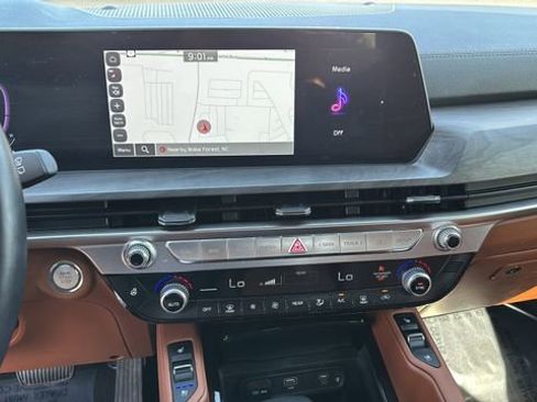 Used 2024 Kia Telluride EX X-Line AWD/4WD image 26
