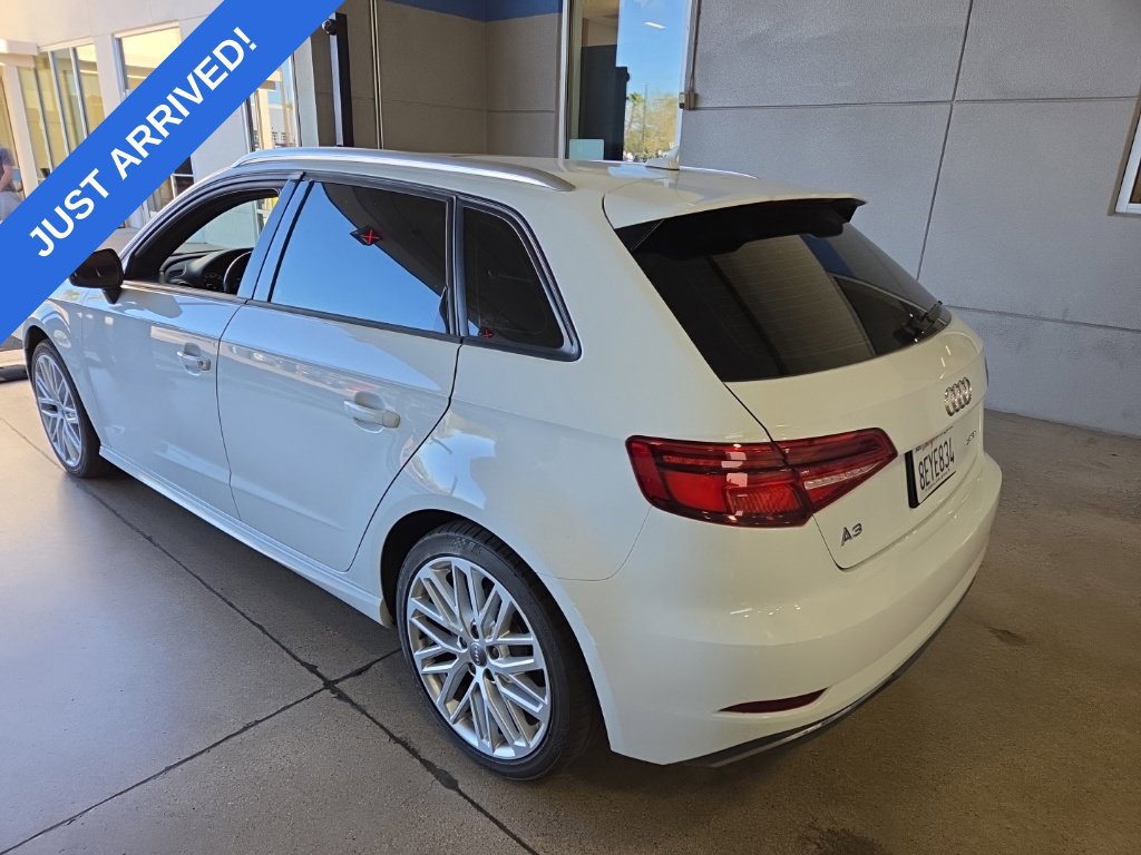 Used 2018 Audi A3 e-tron Premium w/ Sport Package FWD image 4