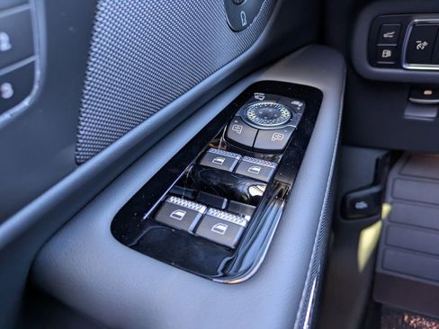 New 2026 Lincoln Nautilus Reserve AWD/4WD image 29